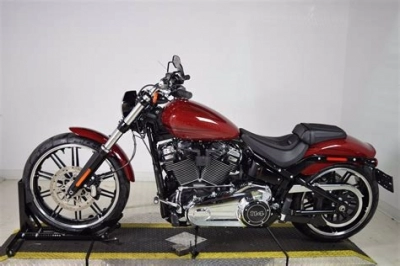 Alle onderdelen voor de Harley Davidson SOFTAIL BREAKOUT 114 (FXBRS) 2022